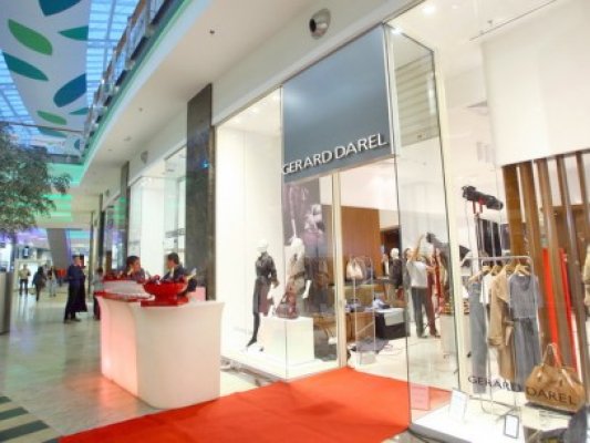 Fostul PR al lui Ţiriac deschide magazin de modă la Constanţa
